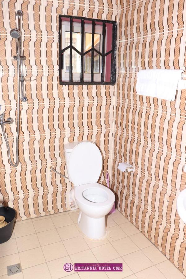 Britannia Hotel Cmr Yaoundé Kültér fotó