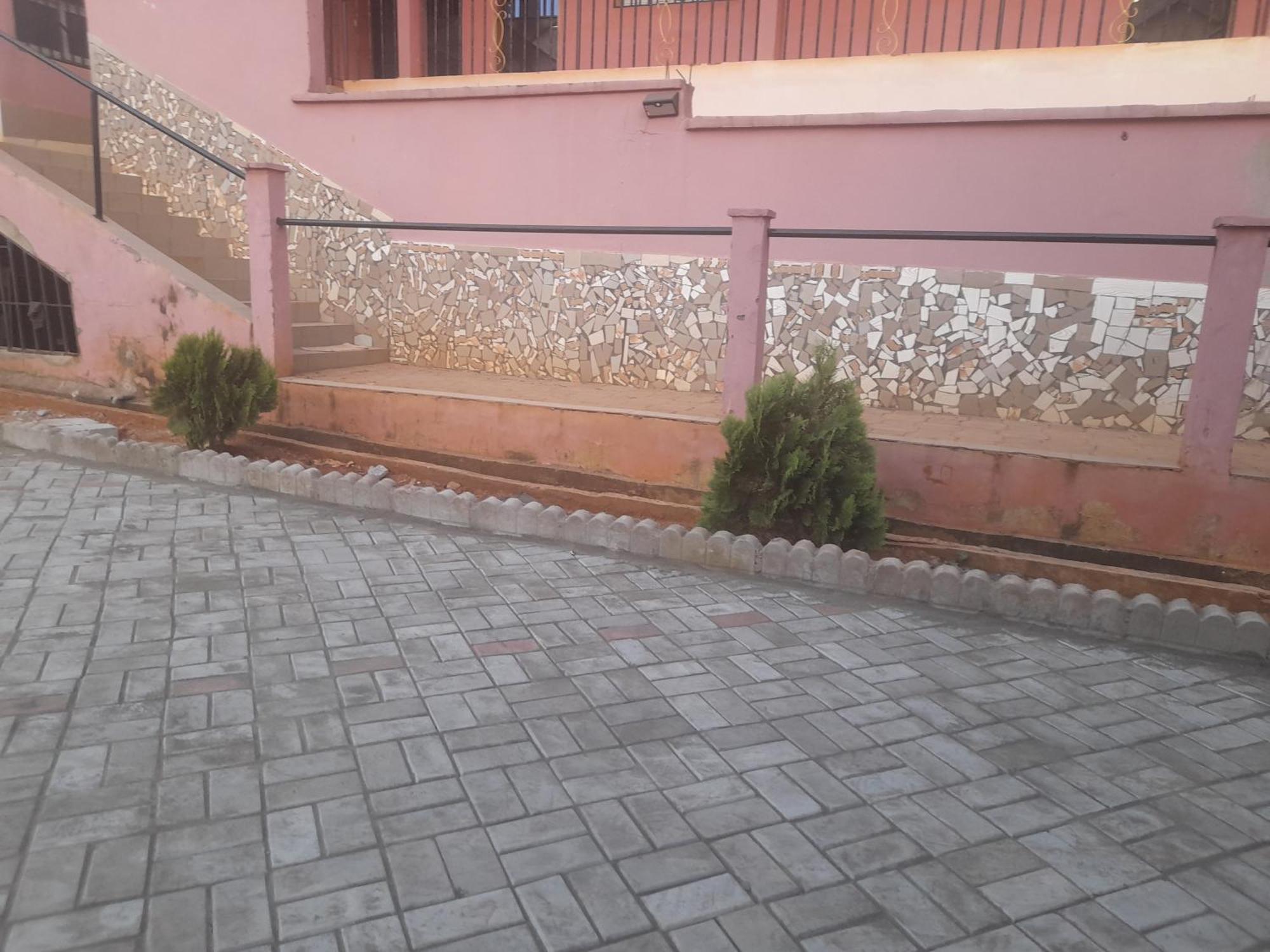 Britannia Hotel Cmr Yaoundé Kültér fotó