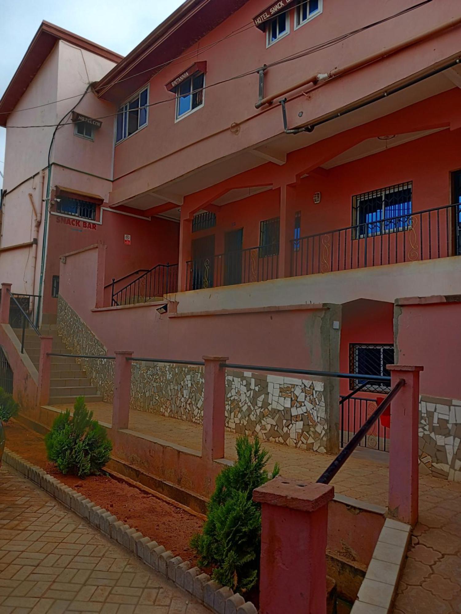 Britannia Hotel Cmr Yaoundé Kültér fotó